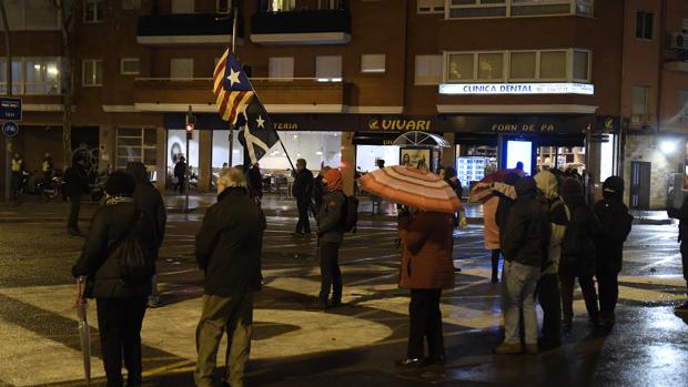 Los constitucionalistas cortarán calles en Barcelona hasta que acabe el «secuestro» de la Meridiana