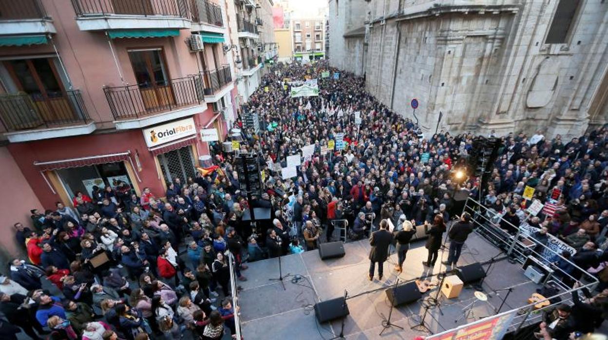 La anterior manifestación multitudinaria contra la Ley de Plurilingüismo en Orihuela, en enero de este año