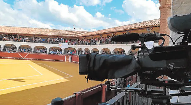 Castilla-La Mancha Media: la tele más taurina