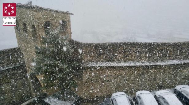 Vídeo: la nieve vuelve al norte de la Comunidad Valenciana