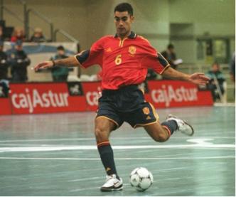 Joan jugó 73 partidos con la selección española en los que marcó 55 goles