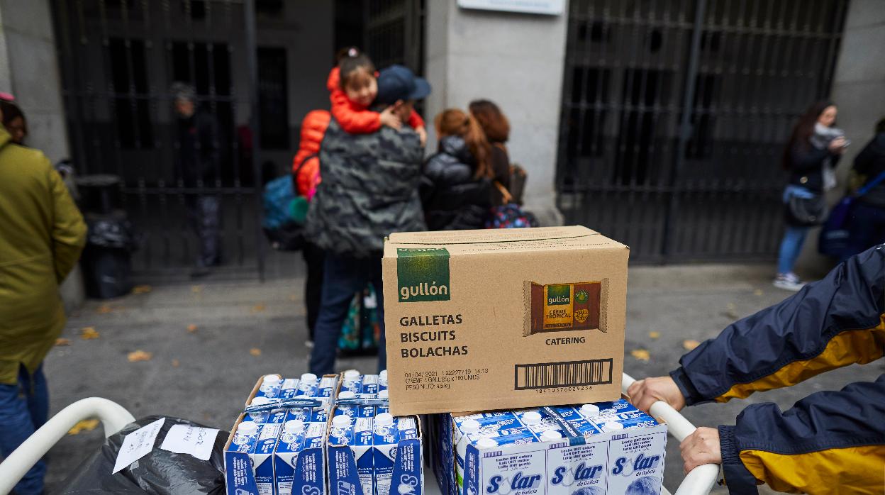 El Gobierno asistirá con ayuda del Ejército a personas sin hogar durante la crisis del coronavirus