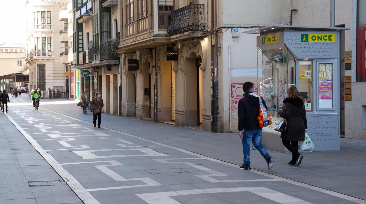 Aspecto ayer de una calle de Zamora