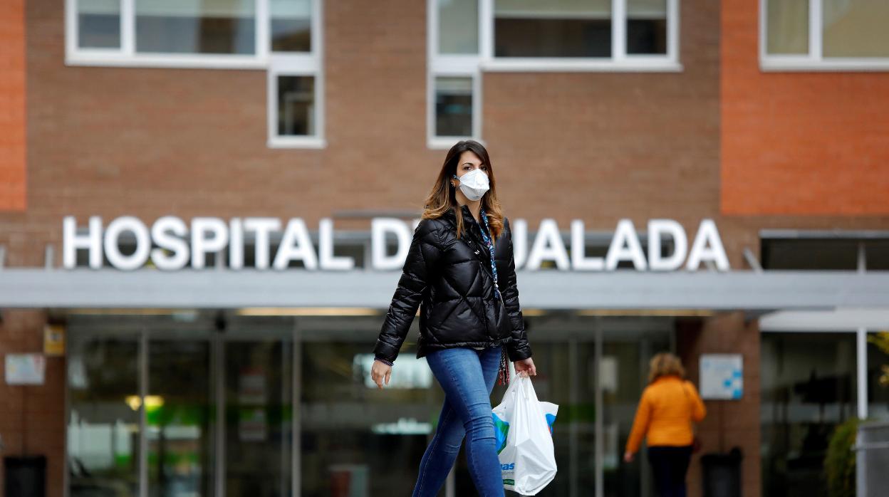 Vista de la entrada principal del Hospital de Igualada (Barcelona)