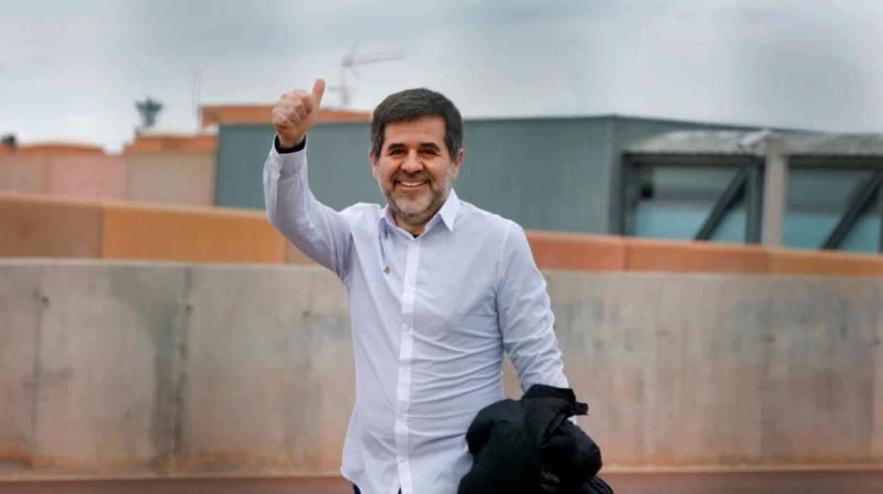 Imagen de archivo de Jordi Sánchez saliendo de Lledoners en su primer permiso