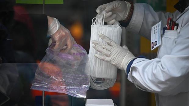 Llegan 200.000 mascarillas a los centros sanitarios y residencias de Castilla-La Mancha