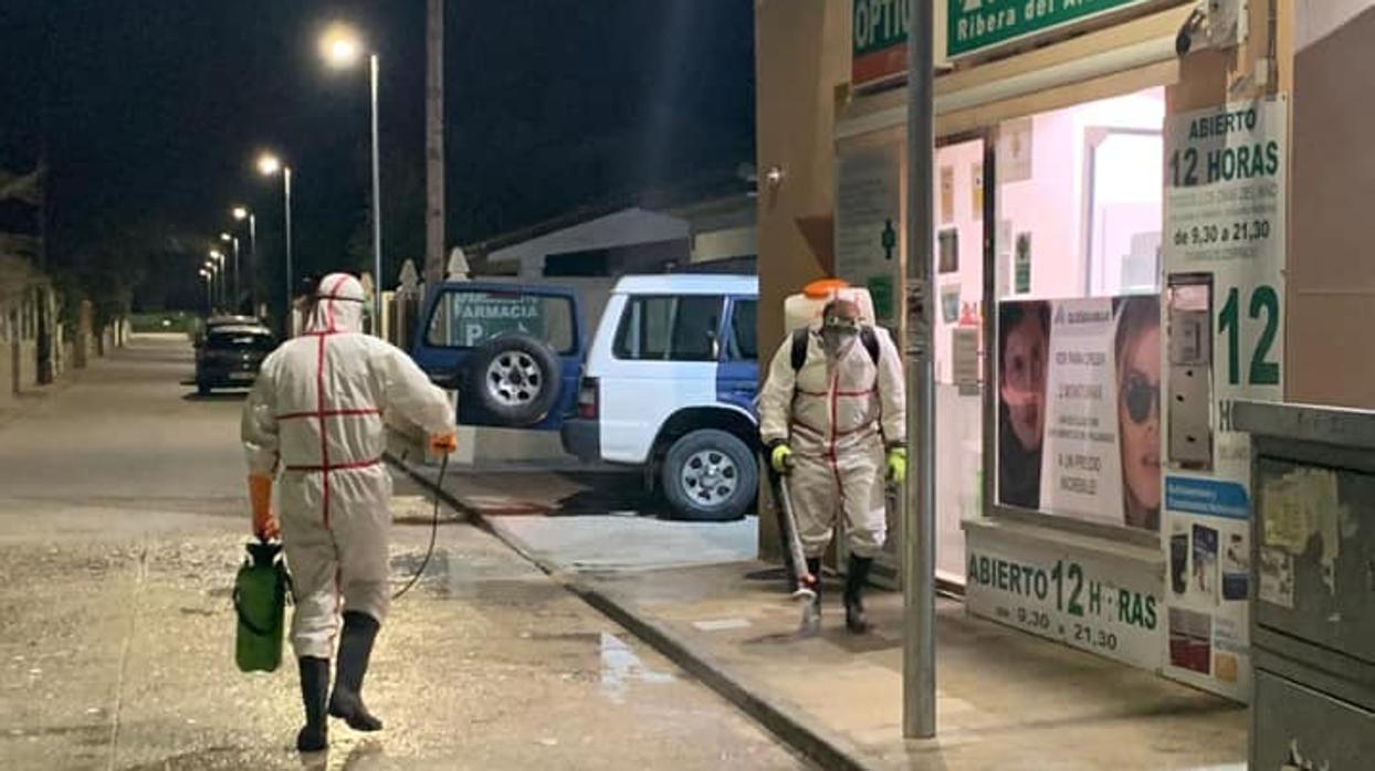 Labores municipales de desinfección en Escalona