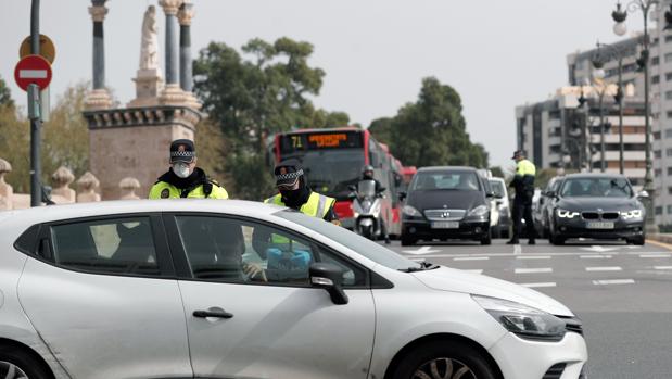 Coronavirus: denuncian a una pareja por vulnerar el estado de alarma para practicar sexo