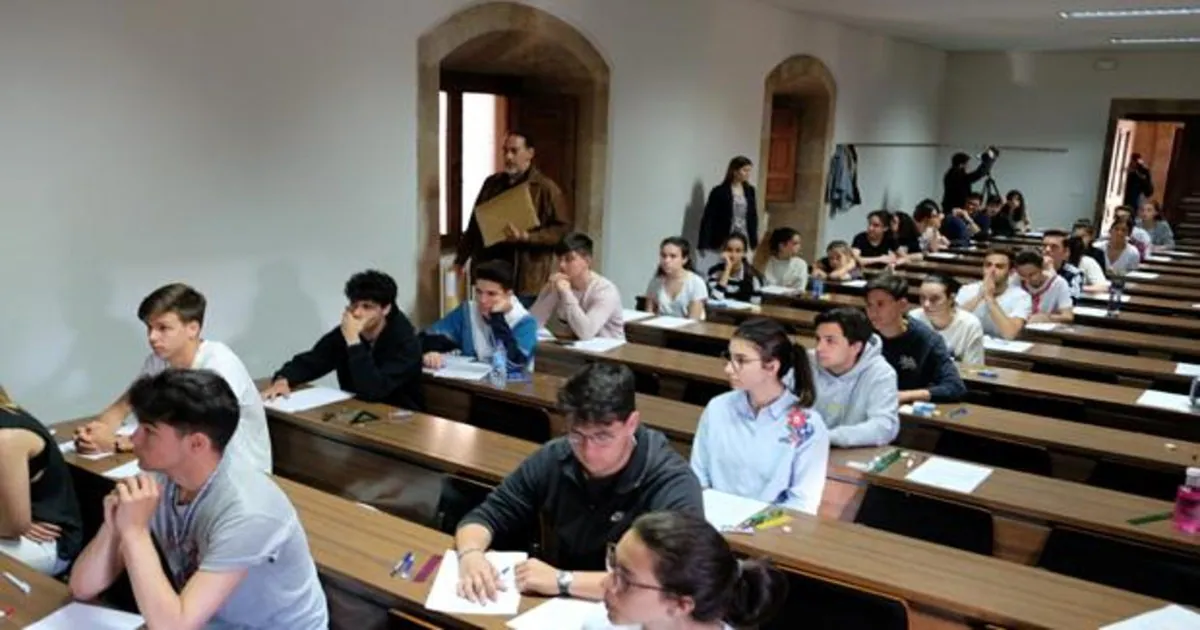 Estudiantes durante la prueba de la Ebau, en una imagen de archivo