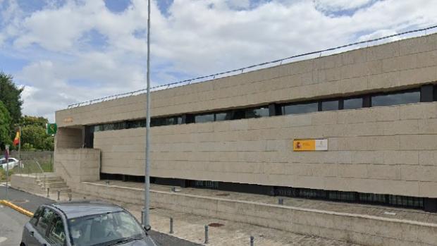 Alertan de la intención de mover a detenidos con síntomas a la casa cuartel de Oleiros aunque no reúna «los requisitos» de salud