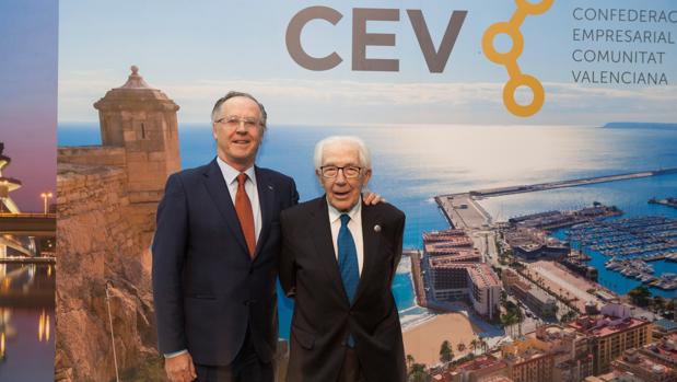 Muere a los 93 años el empresario Silvino Navarro, fundador de la CEV y de AVE