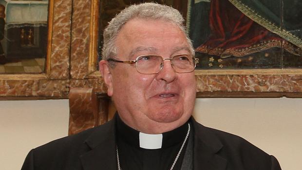 El obispo de Palencia recibe el alta hospitalaria