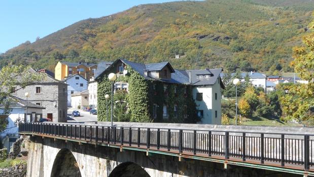 La Junta asume la dirección de una residencia de ancianos de León tras el positivo de tres trabajadores