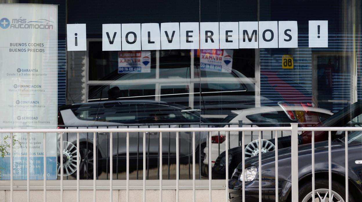 Concesionario en Valladolid cerrado durante el estado de alarma por el coronavirus