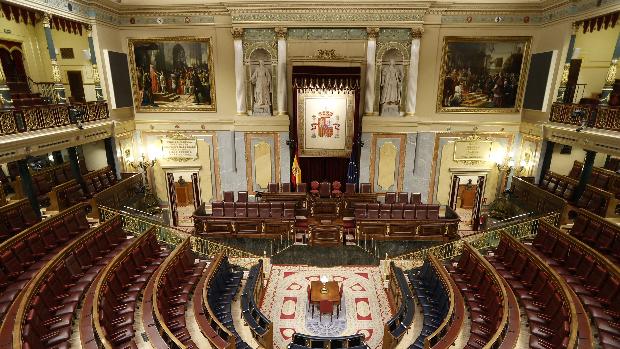 Diputados empiezan a sufrir la rabia de ciudadanos radicales en las calles