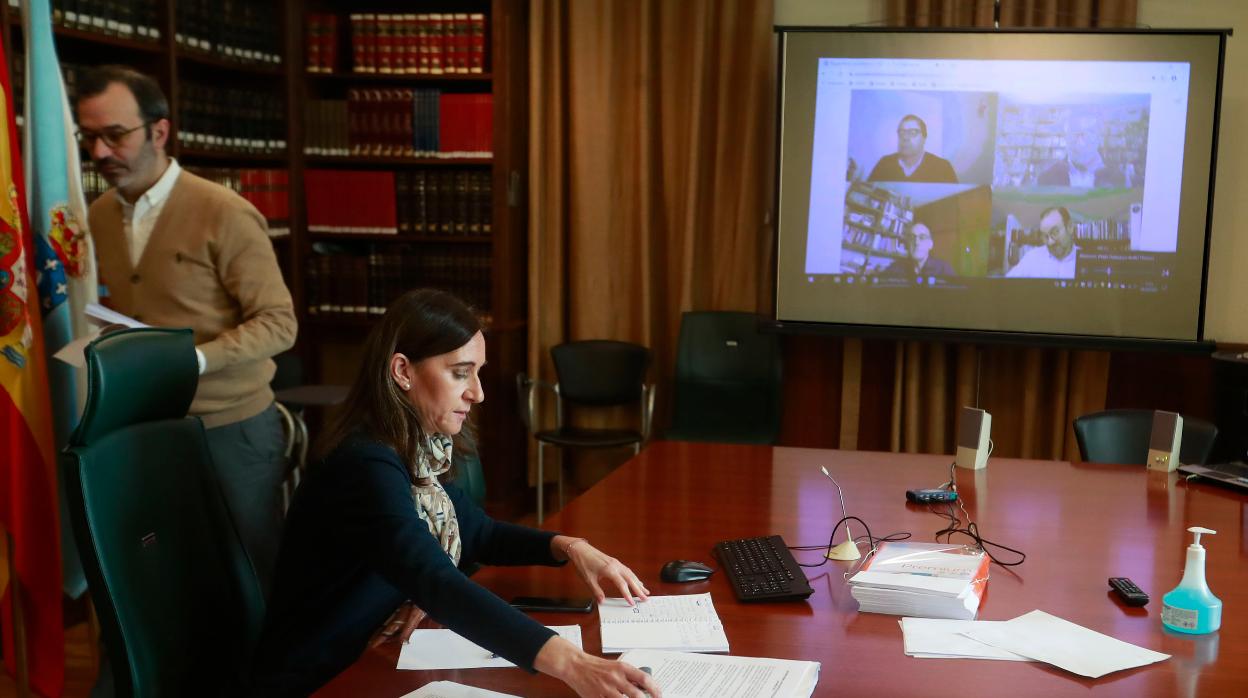 Videoconferencia de la conselleira de Educación con los tres rectores