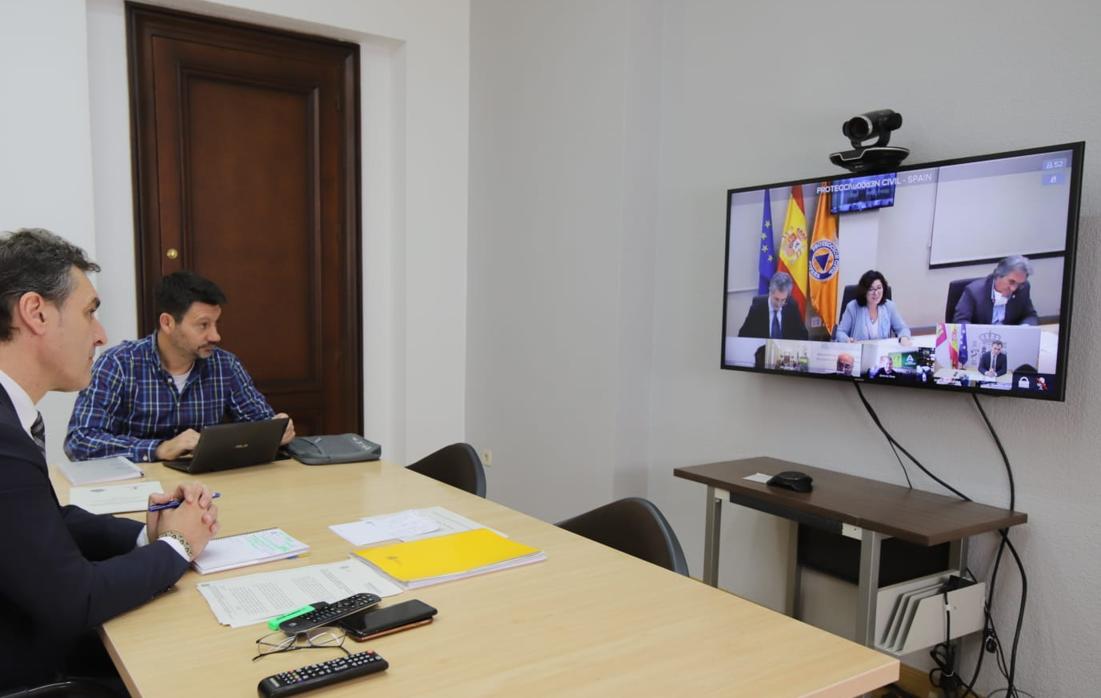 El delegado del Gobierno en Castilla-La Mancha, Francisco Tierraseca, en videoconferencia