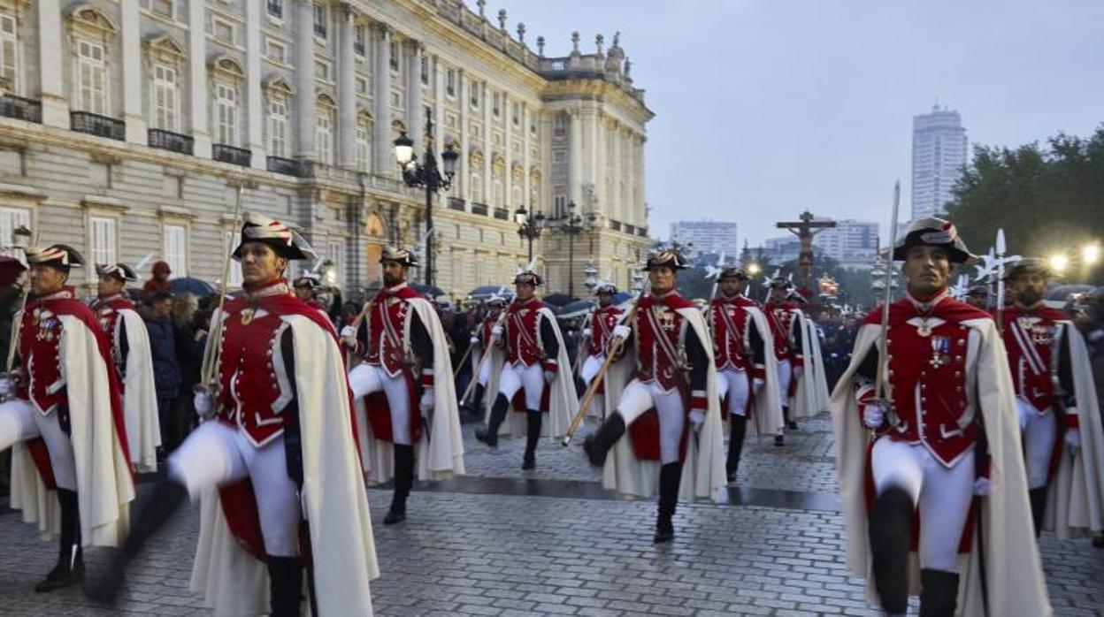 Salida procesional del Cristo de Los Alabarderos