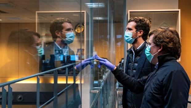 El PP rechaza la reunión impuesta por Sánchez y le invita a acordar la fecha con Casado