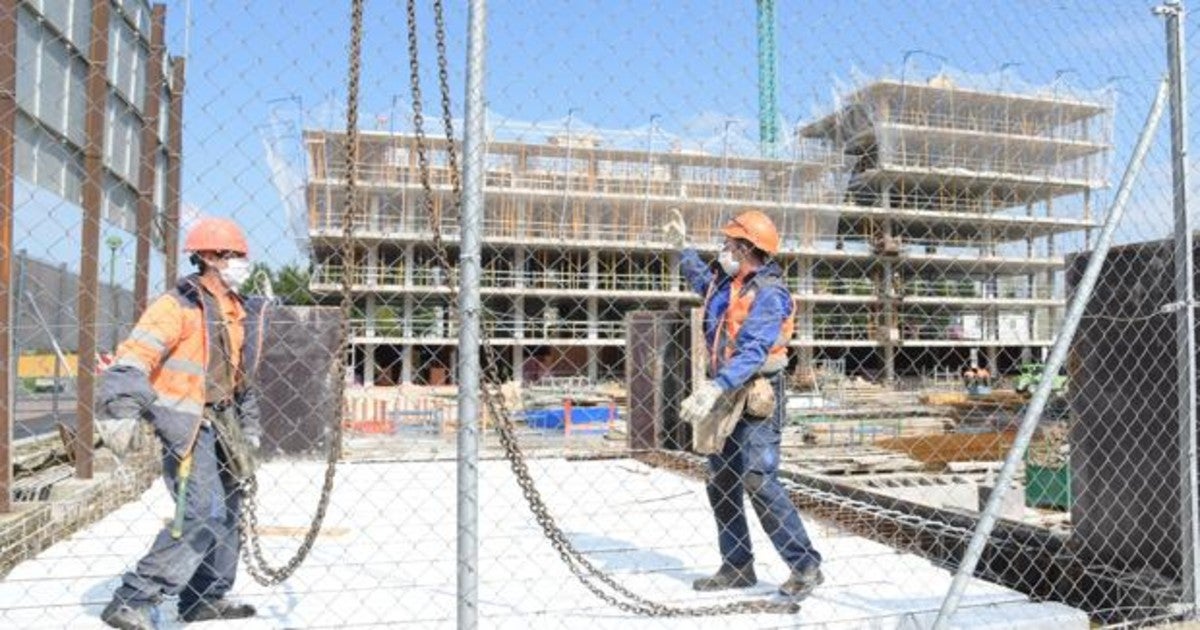 Trabajadores del sector de la construcción en Burgos