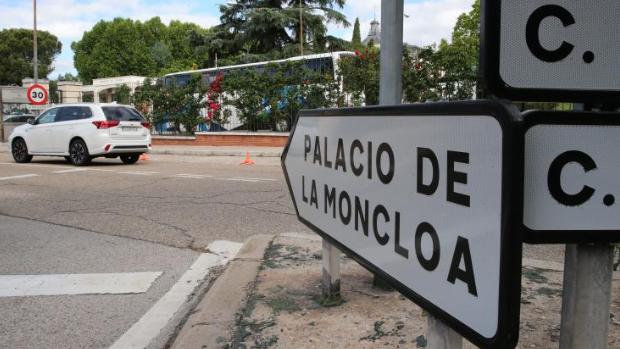 Muere por coronavirus un trabajador de La Moncloa