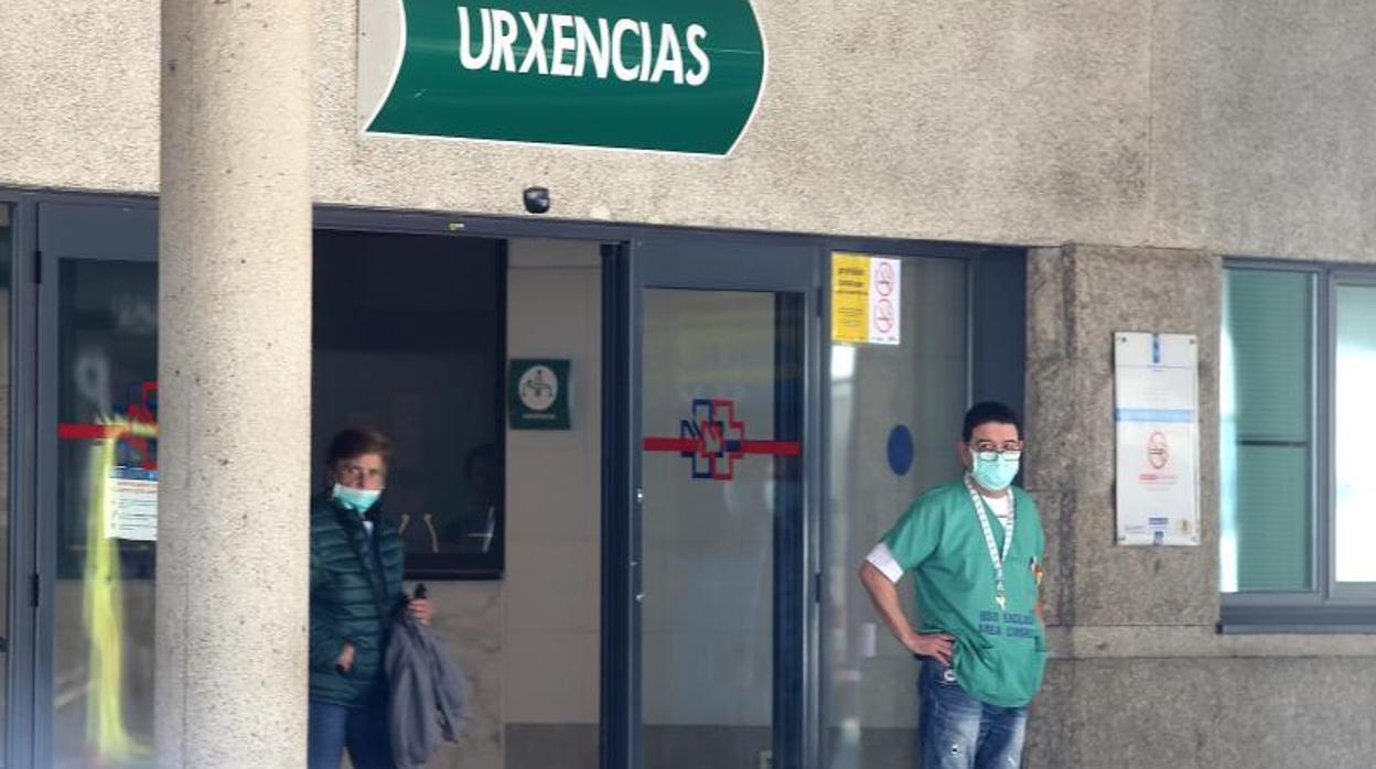 Acceso al servicio de urgencias de un centro hospitalario gallego, durante la pandemia