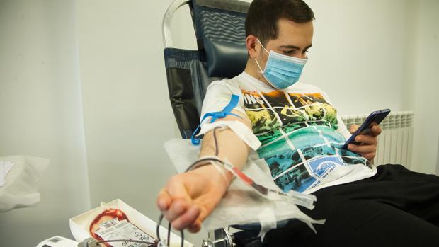 Castilla y León urge donaciones de sangre para volver a llegar a las 400 diarias