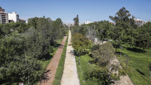 Desescalada del confinamiento: Valencia reabre los parques y jardines este domingo ante la salida de los niños