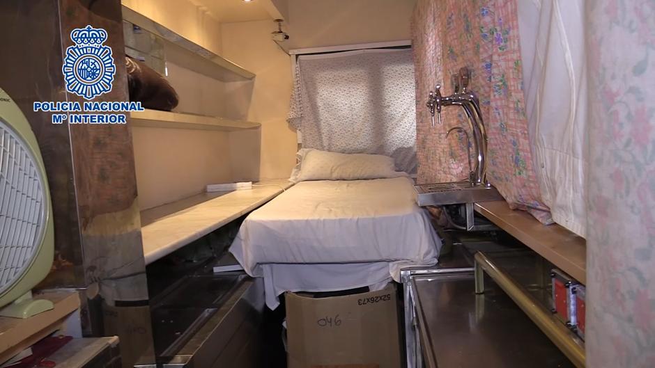 Liberan a 20 personas confinadas y coaccionadas en condiciones infrahumanas en un restaurante de Madrid