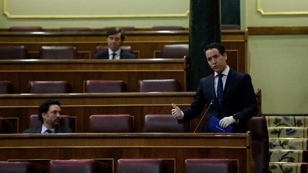 Egea: «Hubo un Pablo Iglesias que fundó el PSOE y habrá otro que lo destruya y arruine España»