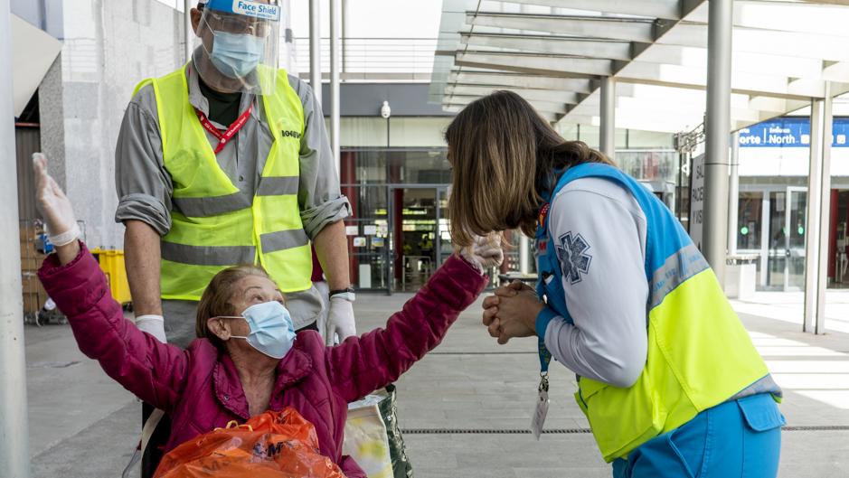 Los últimos pacientes del hospital de Ifema: «¿Vengo aquí a morirme? No, viene a curarse. Así ha sido»