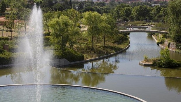 Pozuelo, Alcorcón, Colmenar Viejo y Fuenlabrada abren sus parques para pasear