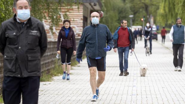 Castilla y León supera las 1.800 muertes en hospitales por Covid-19 y alcanza las 6.900 altas