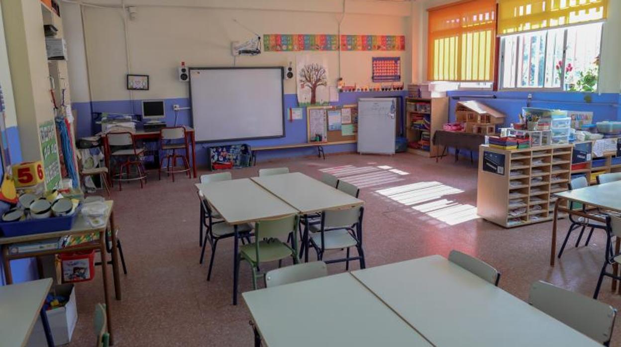 Aula vacía en un colegio de la Comunidad de Madrid