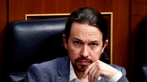 Iglesias dice que Abascal está en «posiciones golpistas» y pide al PP que «abandone la competición» con Vox