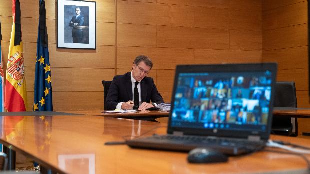 Feijóo alaba la situación en Galicia con la vista puesta en la fase 2: «El 49% de las camas de hospital están vacías»