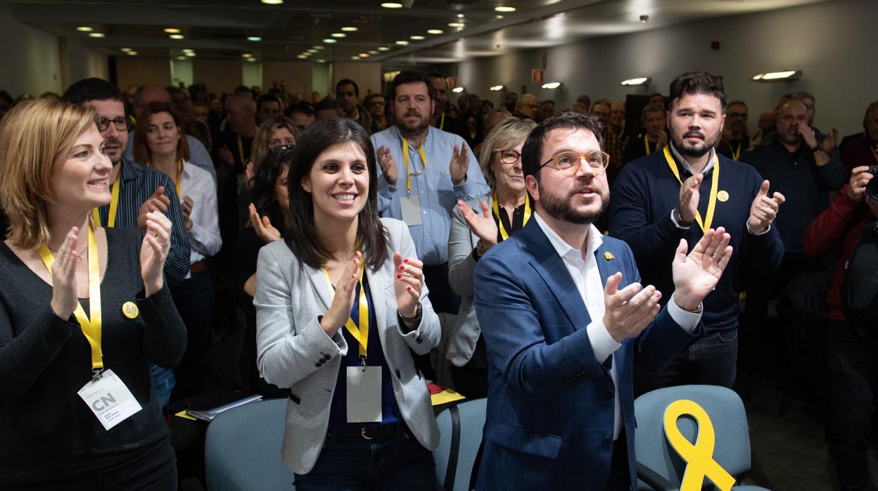 La cúpula de ERC poco después de anunciar su abstención a la investidura de Pedro Sánchez