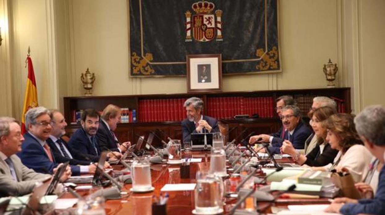 Pleno del CGPJ, presidido por Carlos Lesmes
