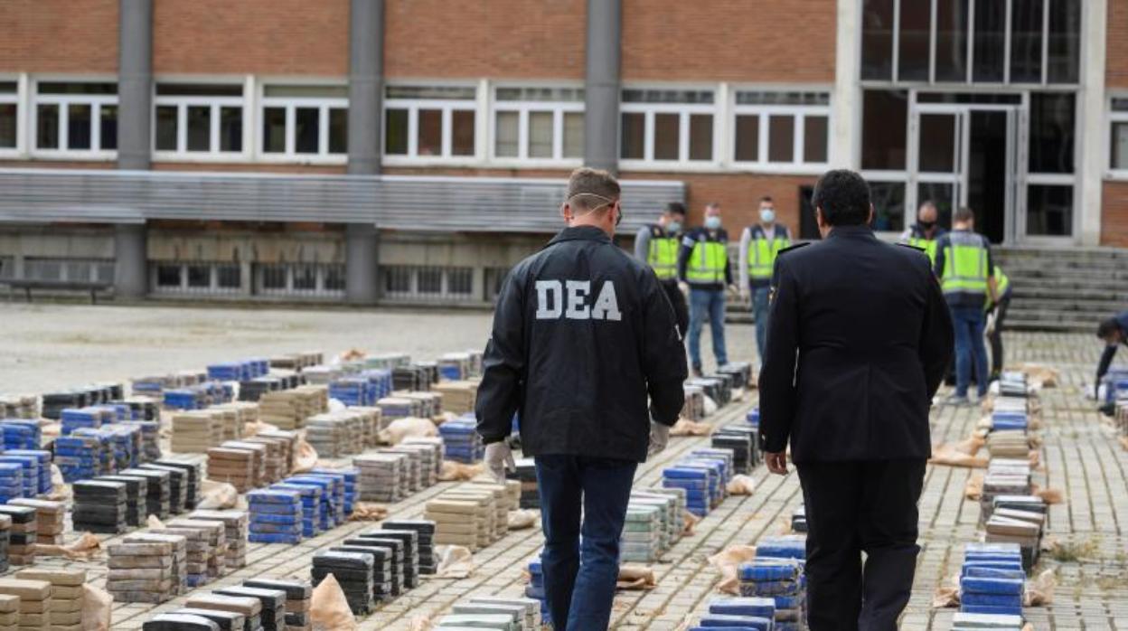 La Policía intervino una tonelada de cocaína en Bulgaria; imagen en el complejo de Canillas