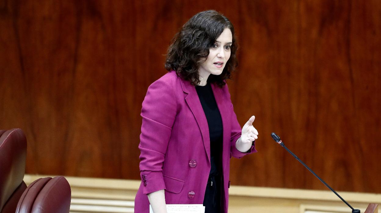 La presidenta de la Comunidad de Madrid, Isabel Díaz Ayuso durante la sesión de control al ejecutivo regional en la Asamblea de Madrid