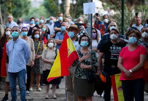 La protesta diaria sigue congregando a cientos de personas en Valencia