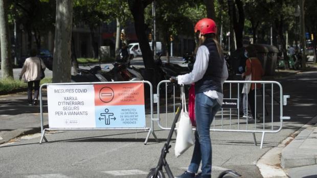 Colau cortará los fines de semana otros 12 kilómetros de carriles de tráfico rodado en Barcelona