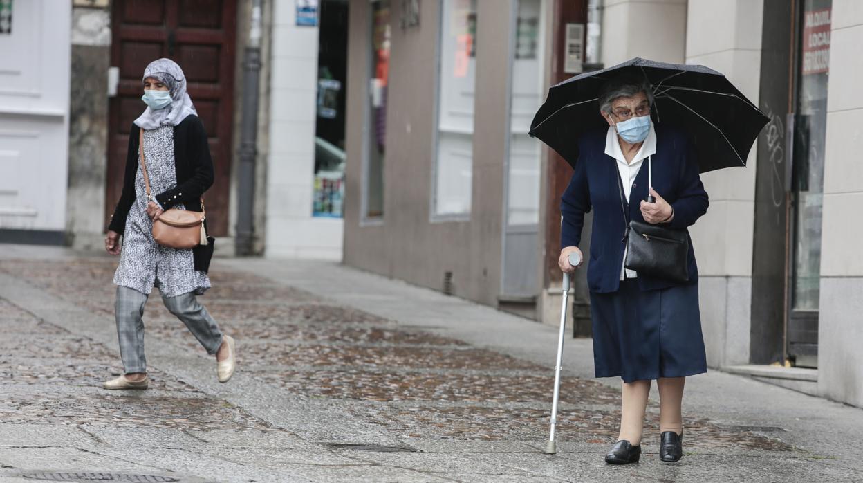 Castilla y León suma otros 17 casos nuevos de Covid-19 y tres muertos más en hospitales