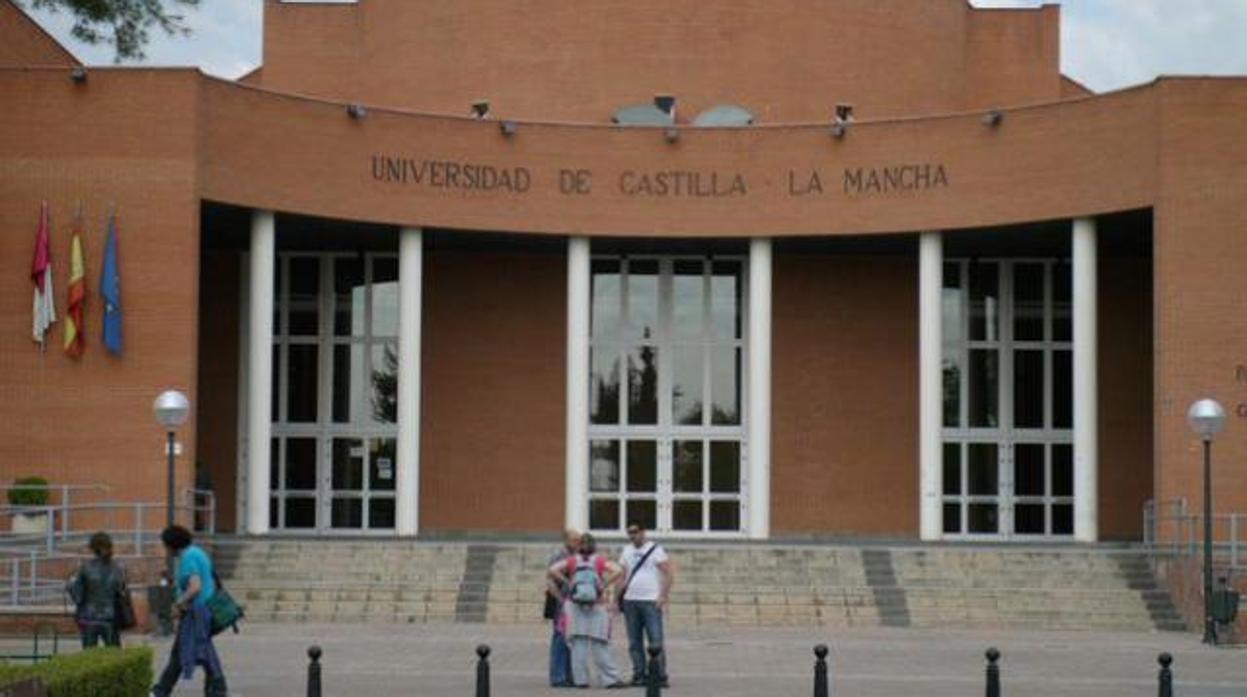 Una de las facultades de la Universidad de Castilla-La Mancha (UCLM)