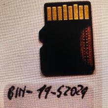 La tarjeta que entregó Bousselham en la Audiencia Nacional y que presenta una quemadura en el lado derecho, tal y como obra en el sumario de actuaciones