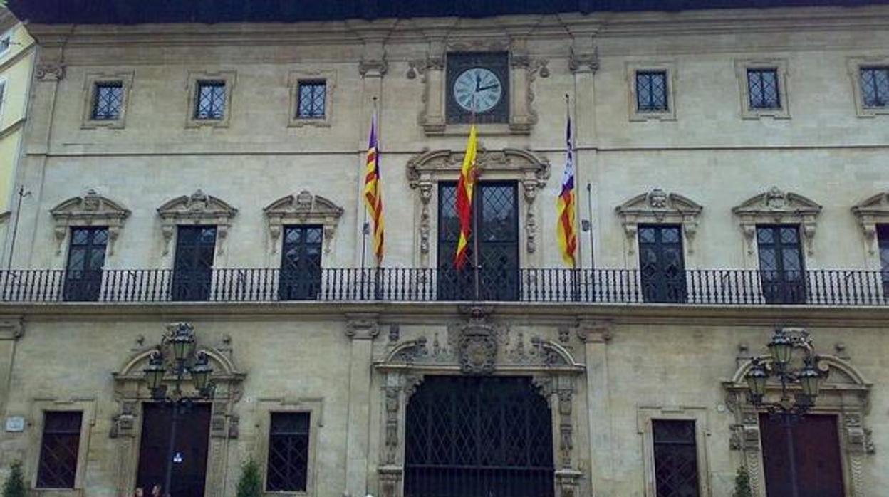 Fachada del Ayuntamiento de Palma de Mallorca