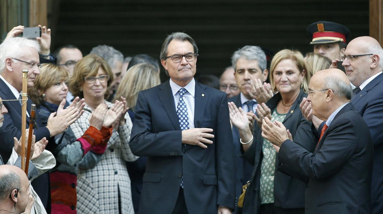 Artur Mas declaró como imputado en el TSJC en octubre de 2015 por organizar el 9N