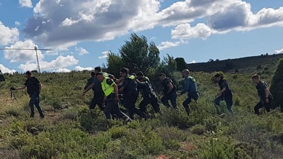 Las imágenes que deja la persecución de la Guardia Civil al «Rambo de Requena»