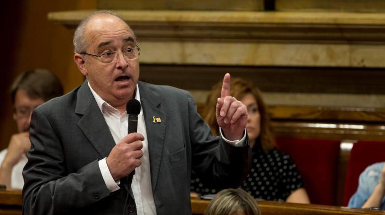 El consejero Bargalló, durante una intervención en el Parlament