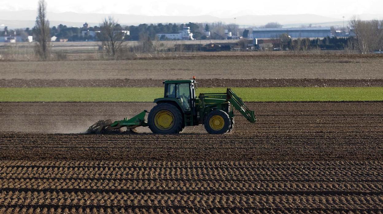 El Gobierno convoca para este año un Plan Renove de maquinaria agraria de 8 millones de euros